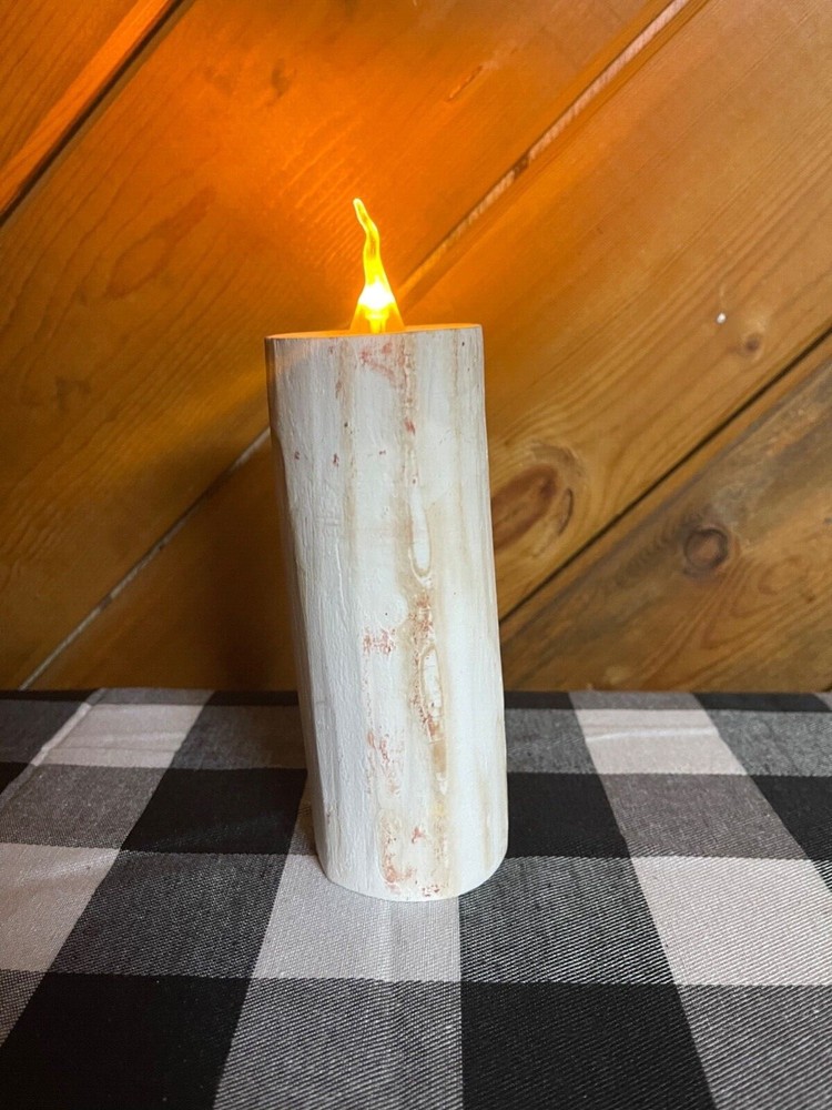Wood look candle