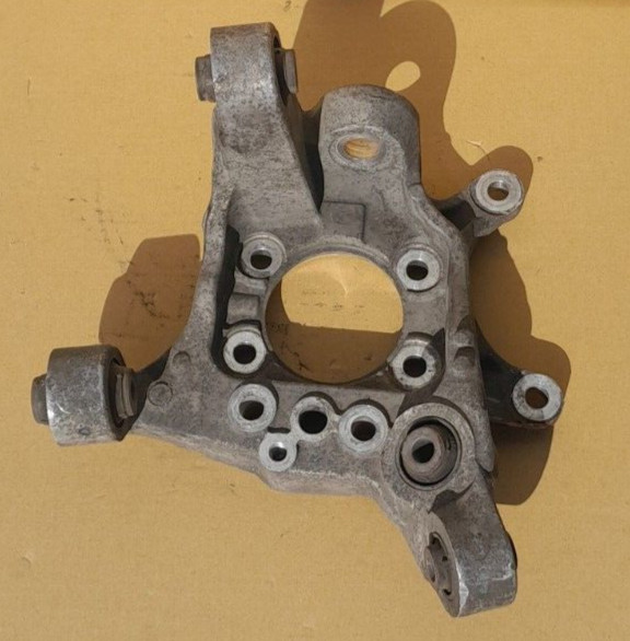 2011 Nissan Altima Rear left driver side knuckle spindle OEM