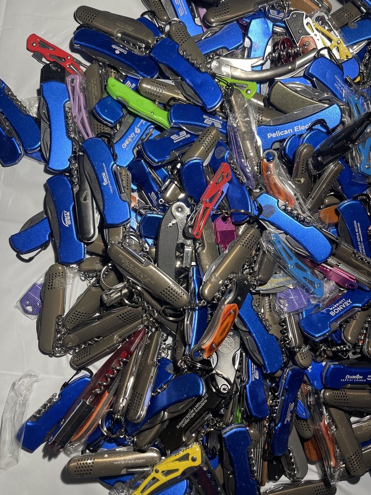 TSA Confiscated Pocket Knives/multitools Lot
