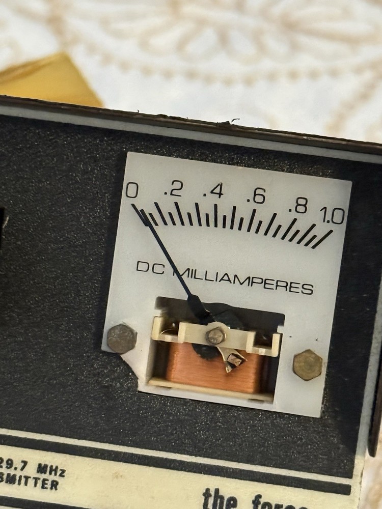 Outcom "The Force" 28.0-29.7 MHz Transmitter. UNTESTED