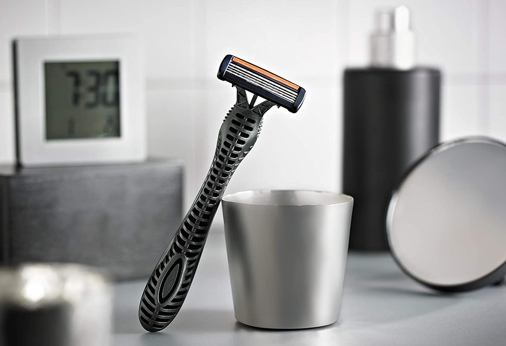 BIC Flex 4 Refillable Men's Disposable Razors 5 Piece Razor Set