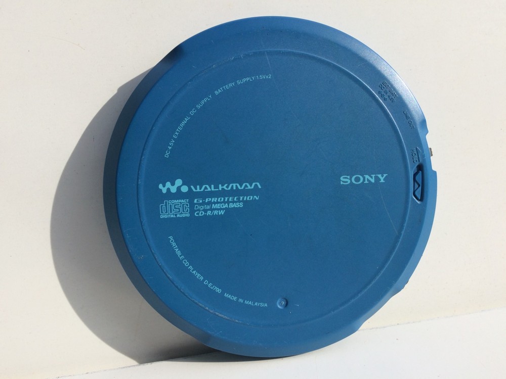 Sony D-EJ700 CD Walkman Portable CD Player Discman blue working all