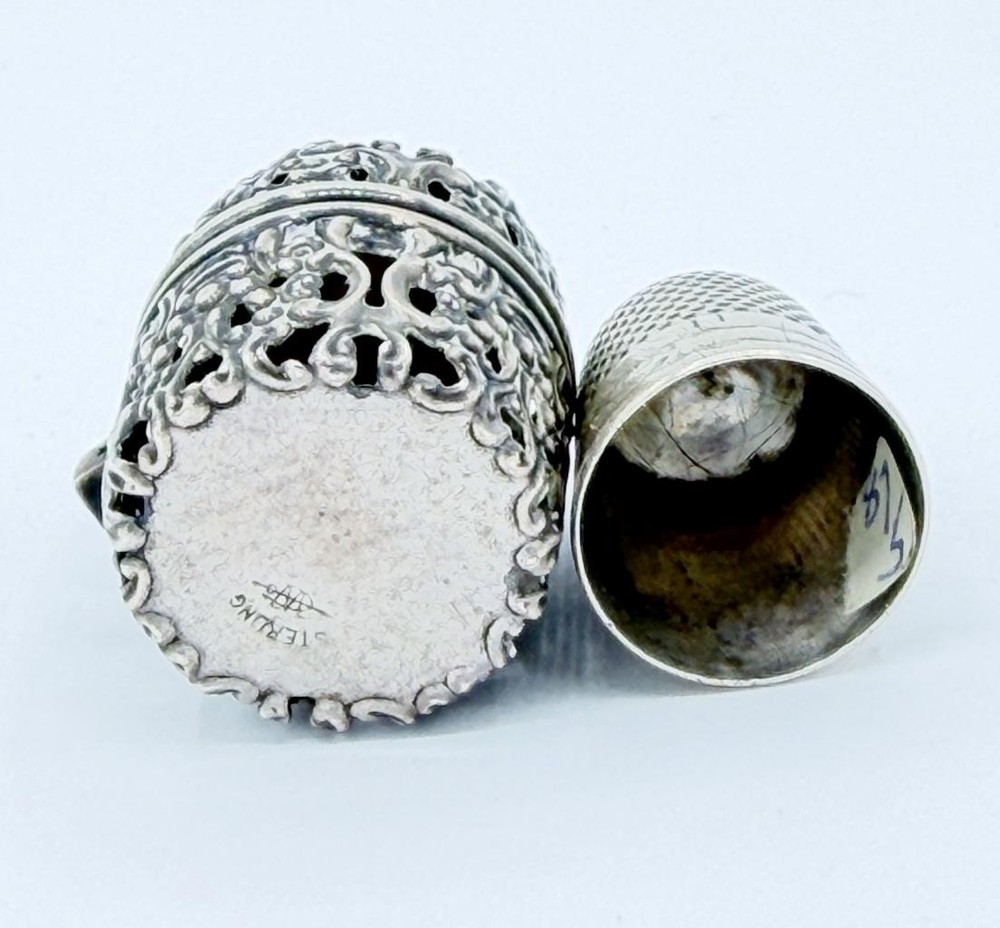 Fancy Antique Webster Sterling Thimble Holder/Case & Sterling Thimble #985