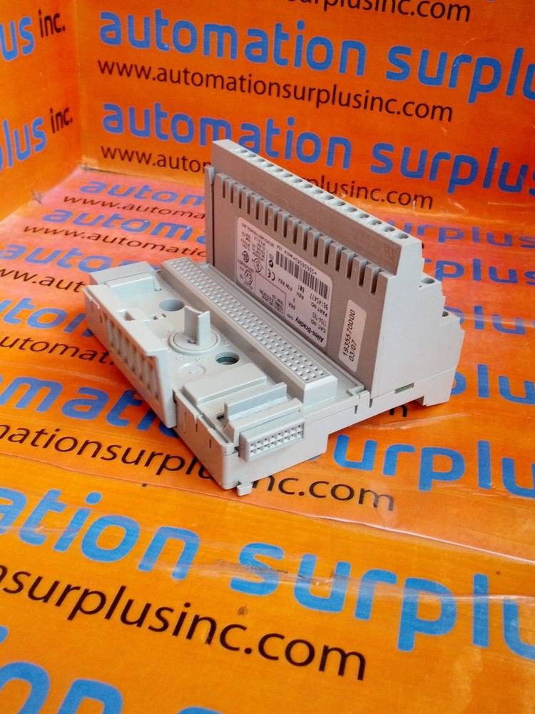 KRONES 5-745-96-002-7/A FLEX I/O AB 1794-TB3 *QUANTITY!! WOW!