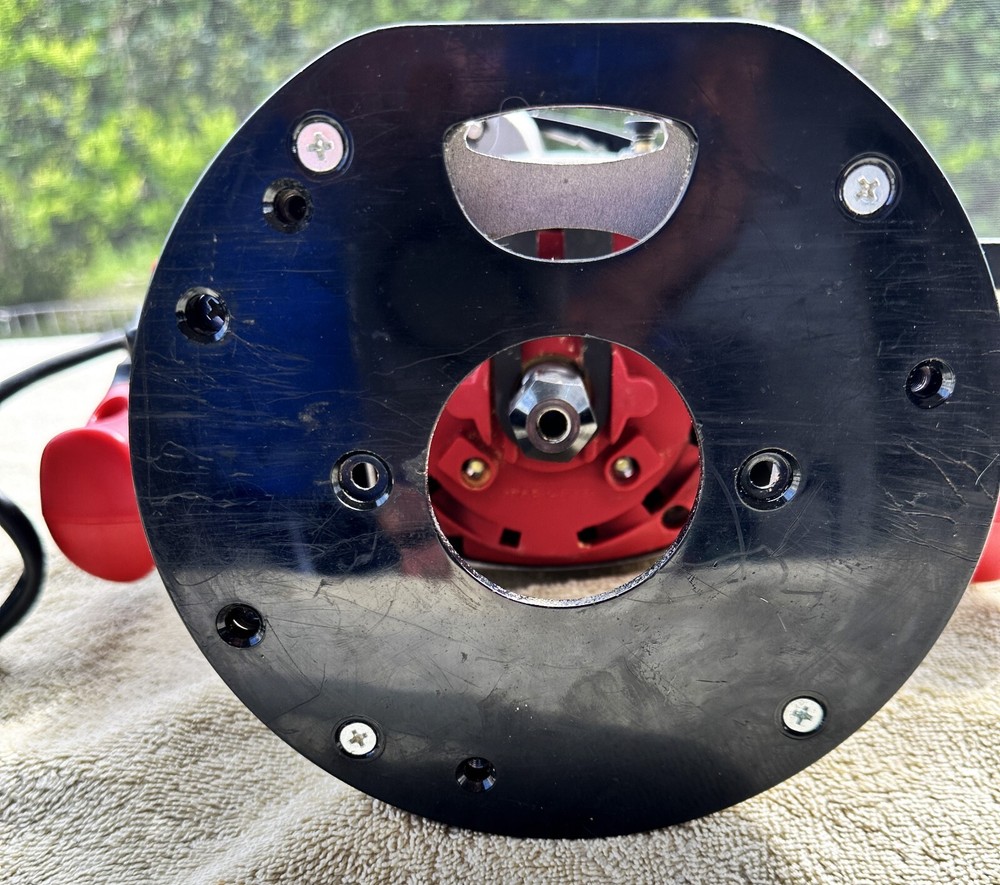 SKILL 2HP ROUTER MODEL NO. 1820 AS PICTURED