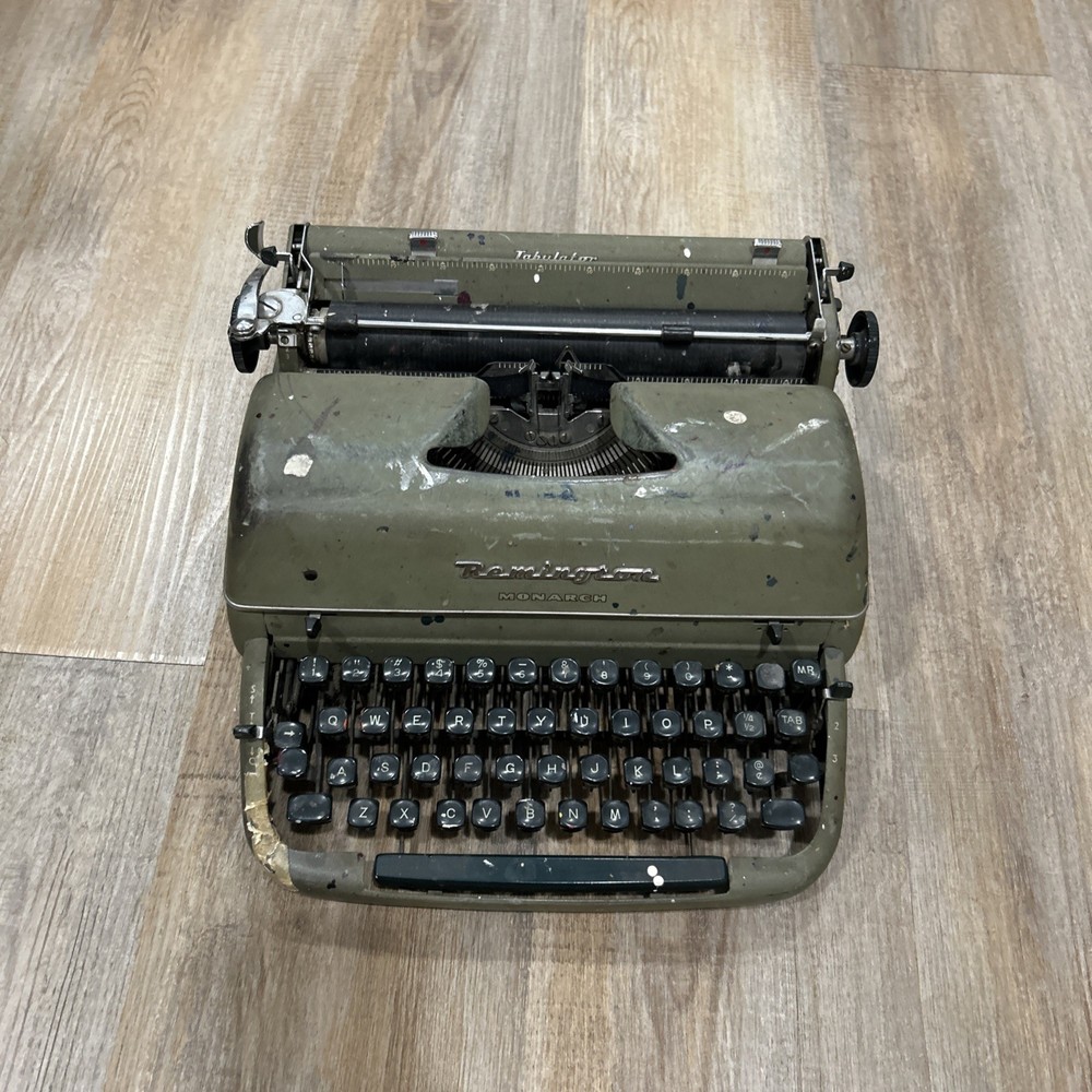 Vintage Remington Monarch  Typewriter