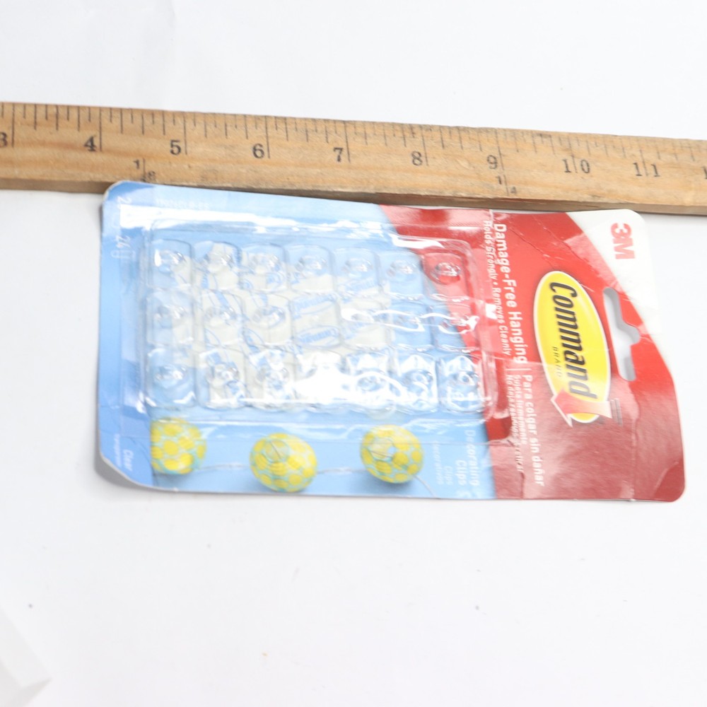 Command Clear Decorating Clips (20 Hooks, 24 Strips)
