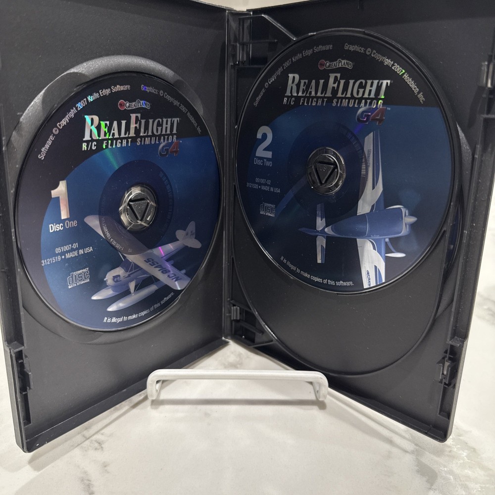 Great Planes Real Flight R/C Flight Simulator PC SOFTWARE 2007 4-DISC