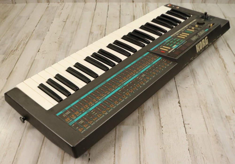 PROJECT Korg Poly 800 (020)