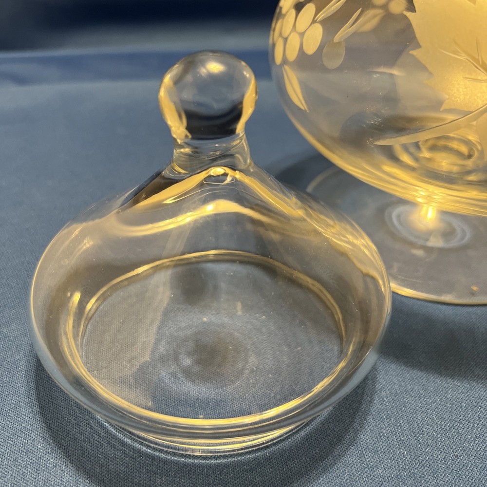 Vintage Leaf & Grape Pattern Etched Candy Dish With Lid 7.5”