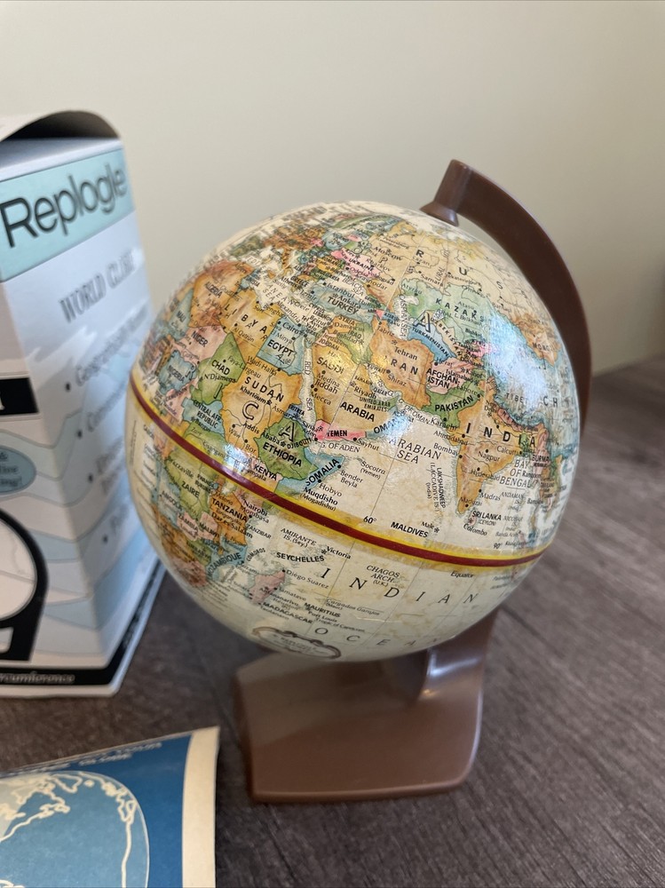 Vintage Replogle World Globe “The Zenith” With Box And Manual