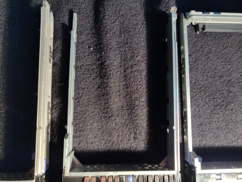 4 server rack caddy brackets