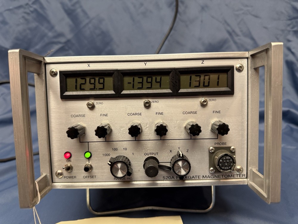 APPLIED PHYSICS SYSTEMS 520A FIUXGATE MAGNETOMETER