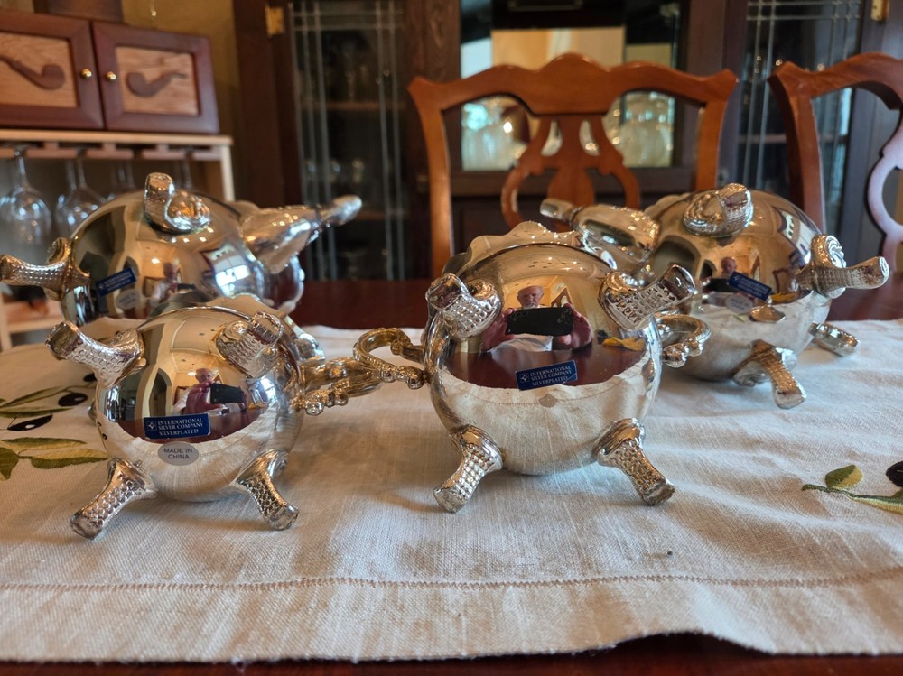 International Silver Tea & Coffee set