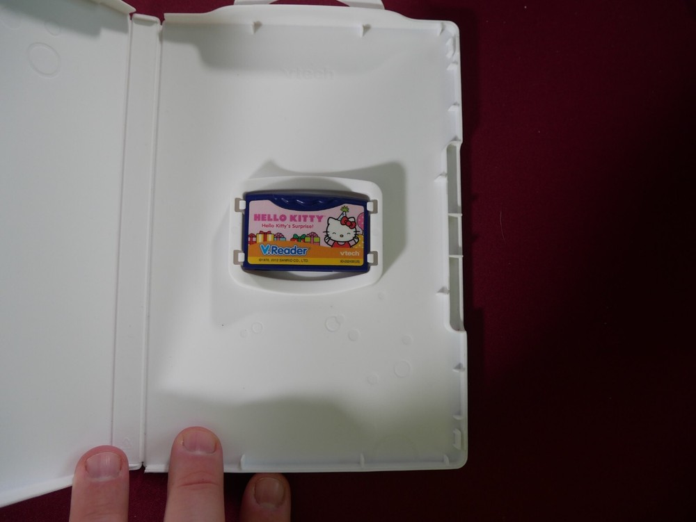 VTech V.Reader Hello Kitty's Surprise Interactive Reading Games 3-5 Years