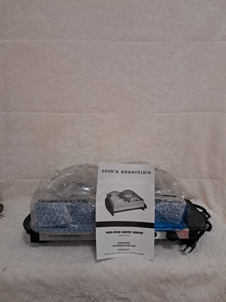 Cook's Essentials Non-stick 2 Section Buffet Server