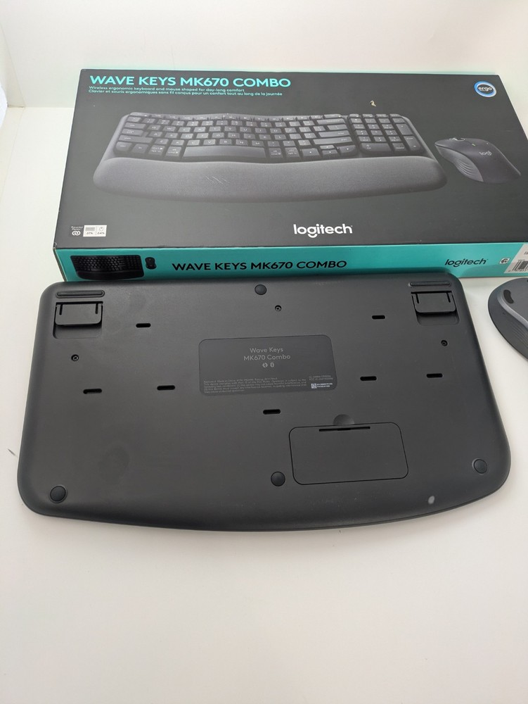 Logitech-Wave Keys MK670 Combo Ergonomic Wireless Keyboard&Mouse (Bolt Receiver)