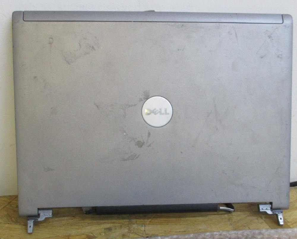 Dell Latitude D830 15" LCD Screen w/BACK COVER