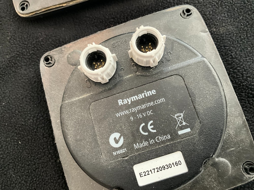 Raymarine TriData Display i50