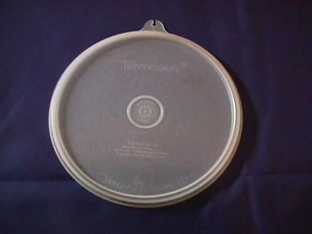 VINTAGE TUPPERWARE REPLACEMENT LID clear C TAB 227-45