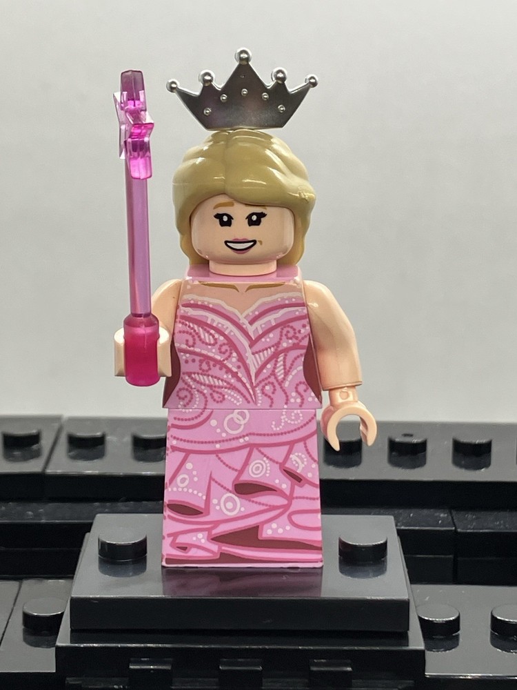 Glinda and Elphaba Custom Mini Figure Set