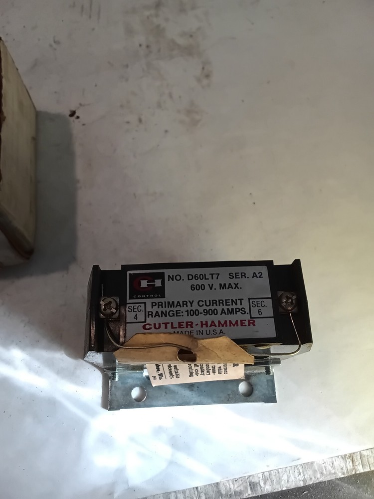 Cutler Hammer D60LT7 Current Transformer Series A2 600v Max (D4B)