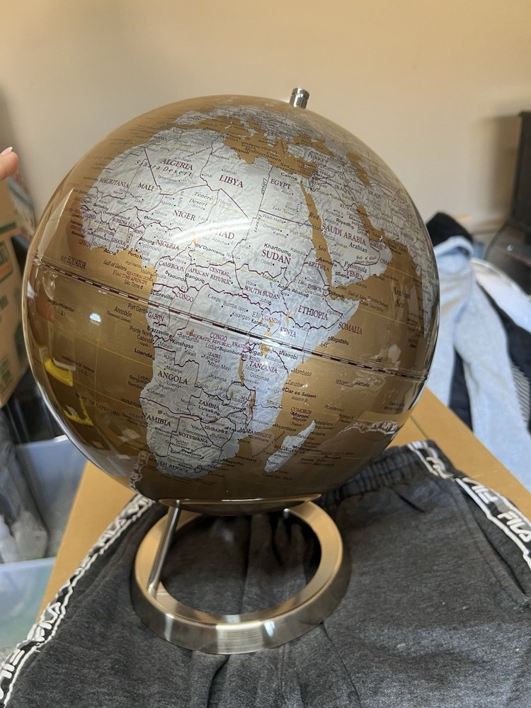 Full Circle Globe Vision Desktop World Globe MCM Gold And Silver Globe