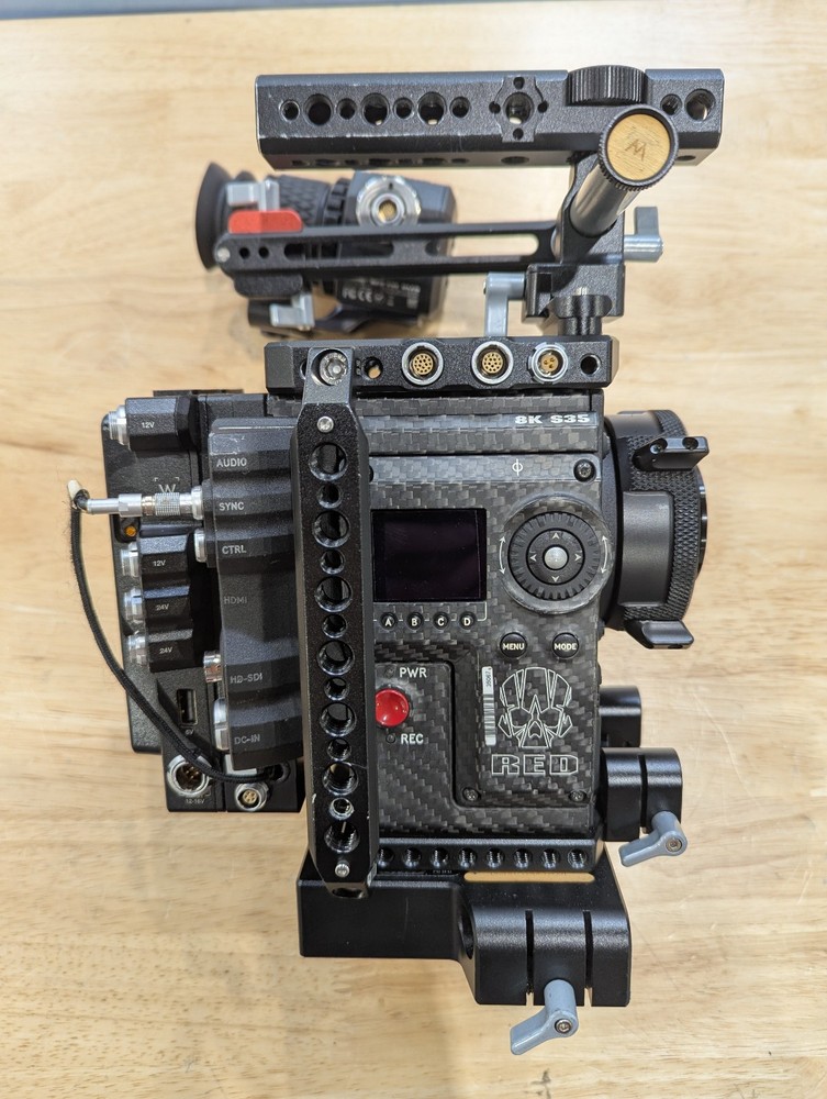 RED DSMC2 Weapon Helium 8K S35 Package