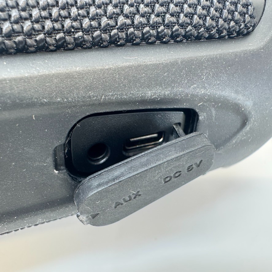 Morpheus360 Sound Stage Bluetooth Speaker BT5850 BLK BT5850BLK