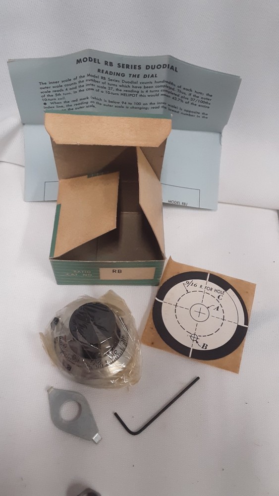 Vintage Helipot Model RB Precision Duodial Knobs - NOS - Qty 2 - Original Boxes