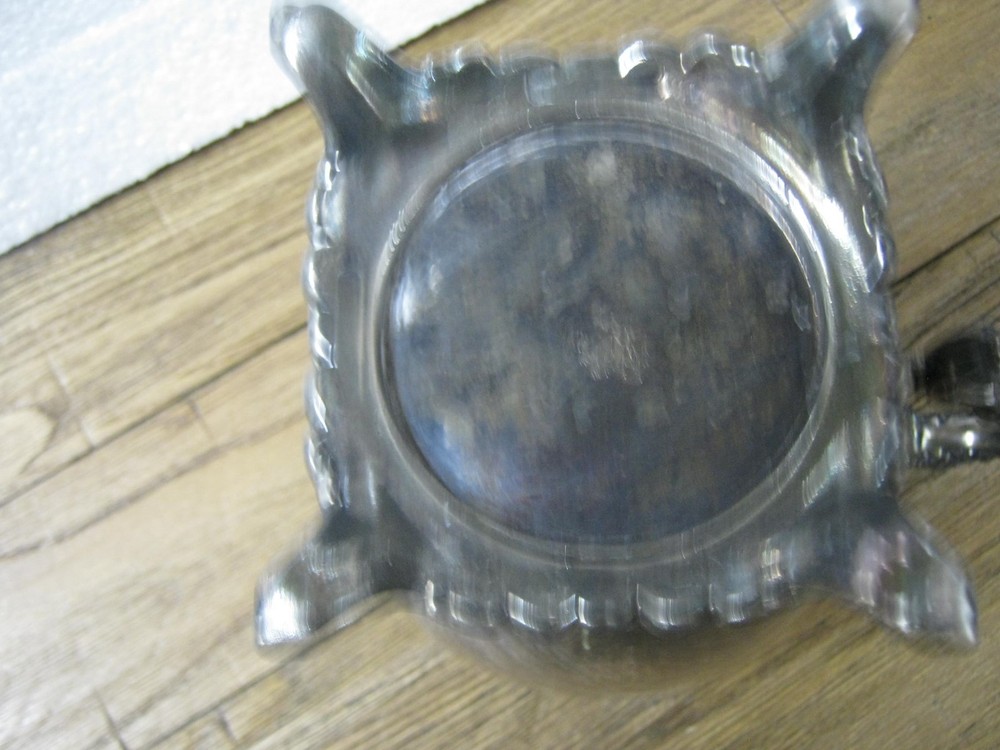 Vintage Oneida Silverplate Ice Tea Water Pitcher with Ice Guard Ornate