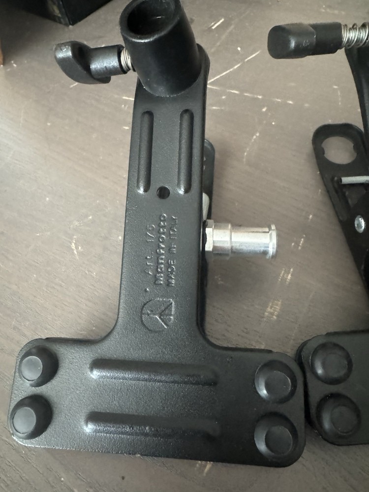 Manfrotto Art 175 Spring A Clamp with Mounting Stud