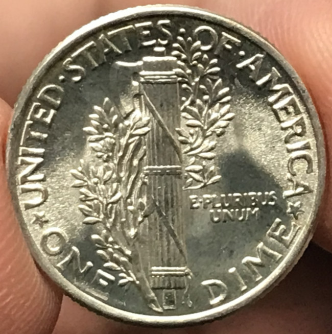 1940 10C Silver Mercury Dime Uncirculated