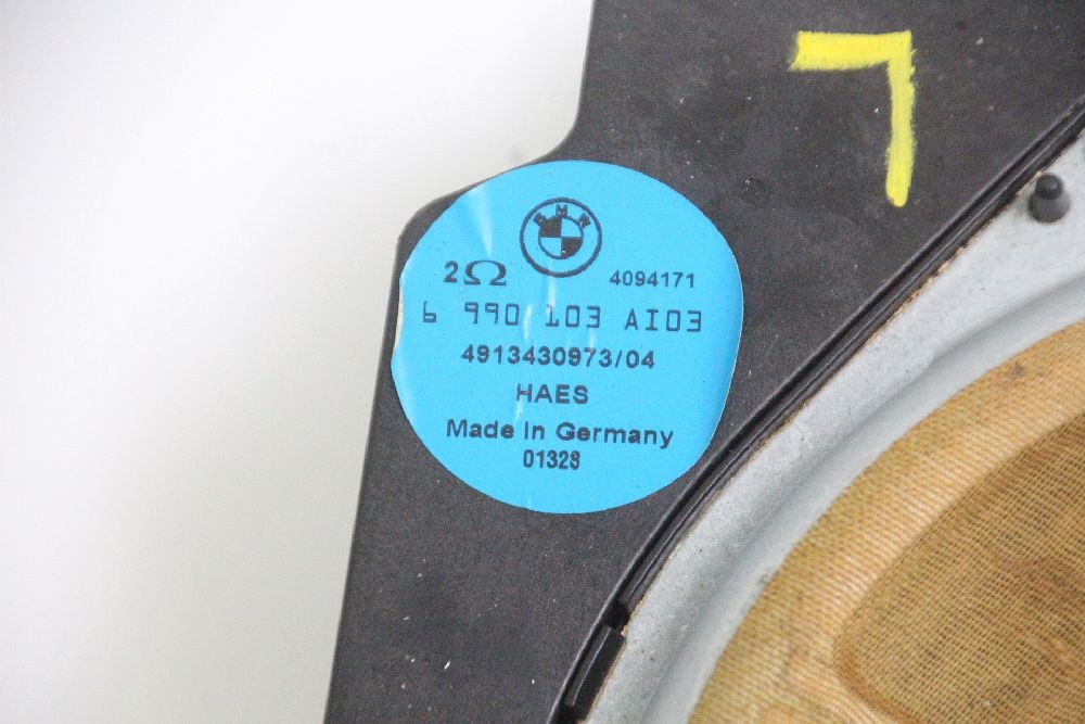BMW X3 E83 95072 speaker