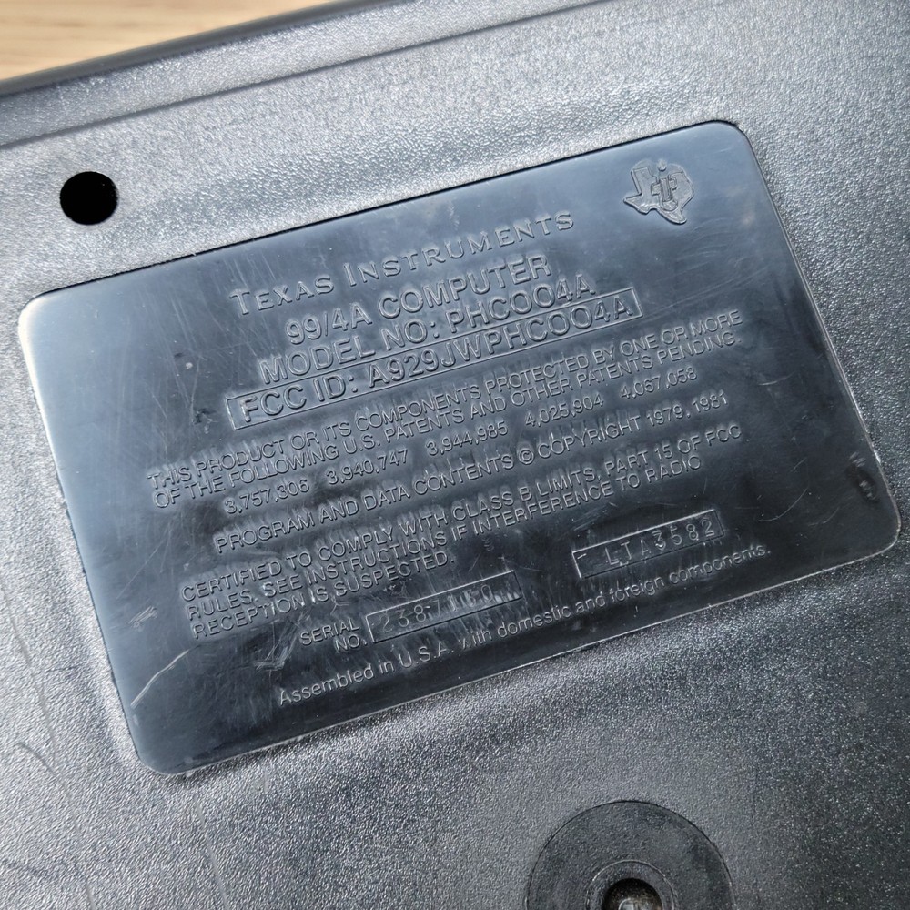 Texas Instruments TI-99/4A (PHC004A) Vintage Home Computer MISSING KEYS UNTESTED