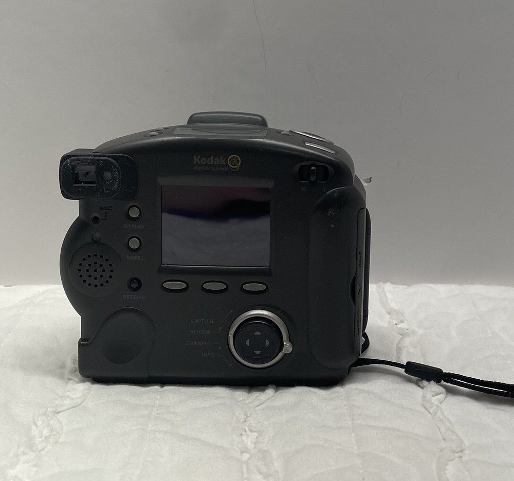 Kodak Digital Science DC260 Zoom Digital Camera TESTED WORKING