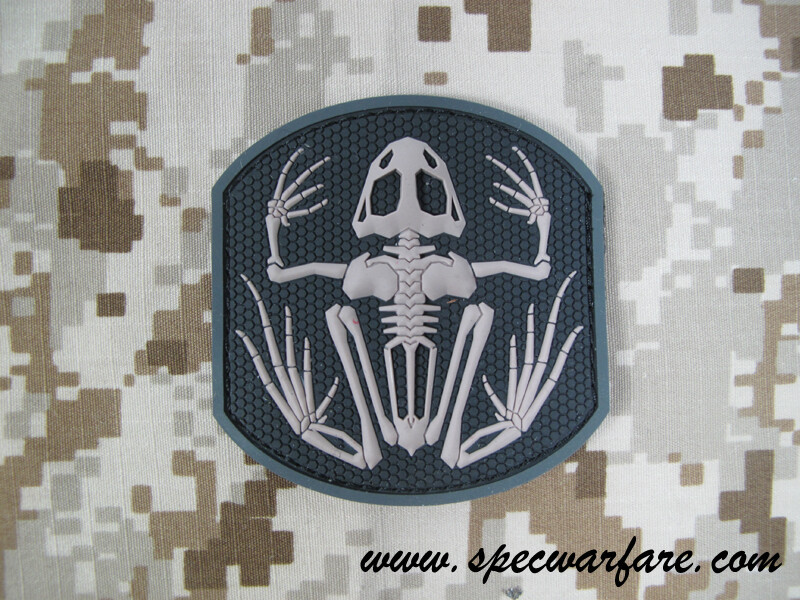 Mil-Spec Monkey velcroFROG SKELETON (SWAT) PATCH-00178-SW