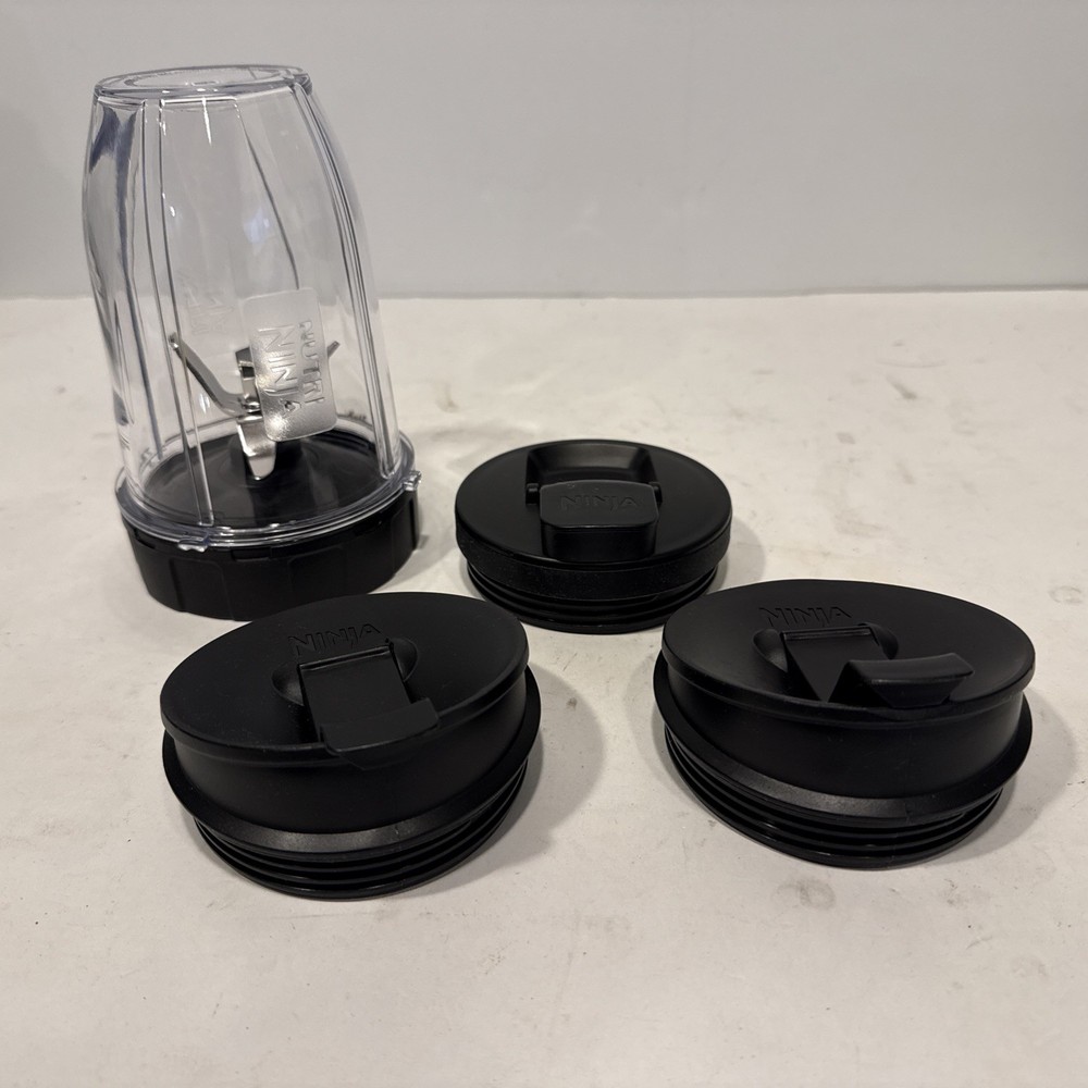 Ninja Single Serve Cup w Blade + 3 Lids Smoothie Cup Replacement OEM