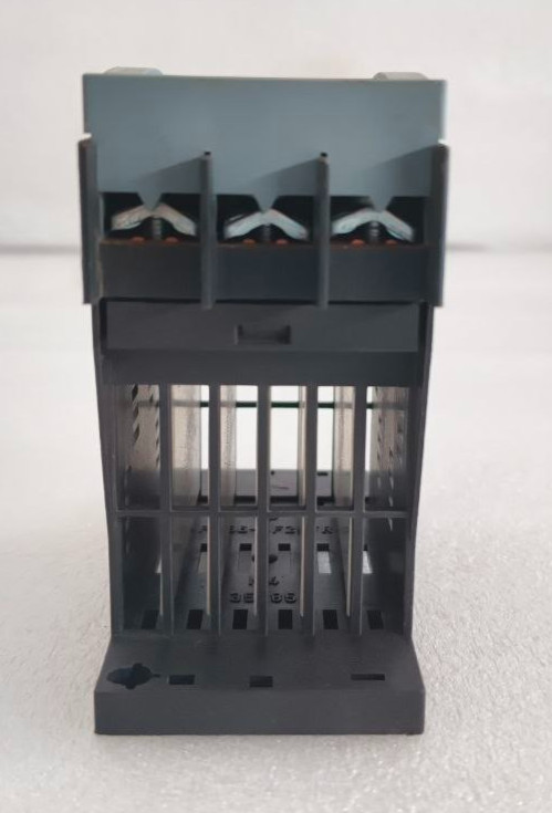 SIEMENS SOLID-STATE RELAY SIRIUS 3RF3405-1BB04 USED