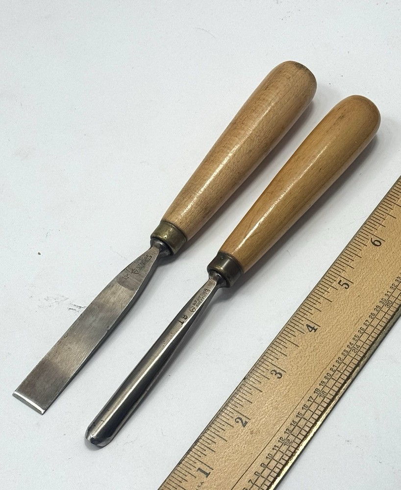 Henry Taylor Carving Tools #19 Gouge #11 Chisel