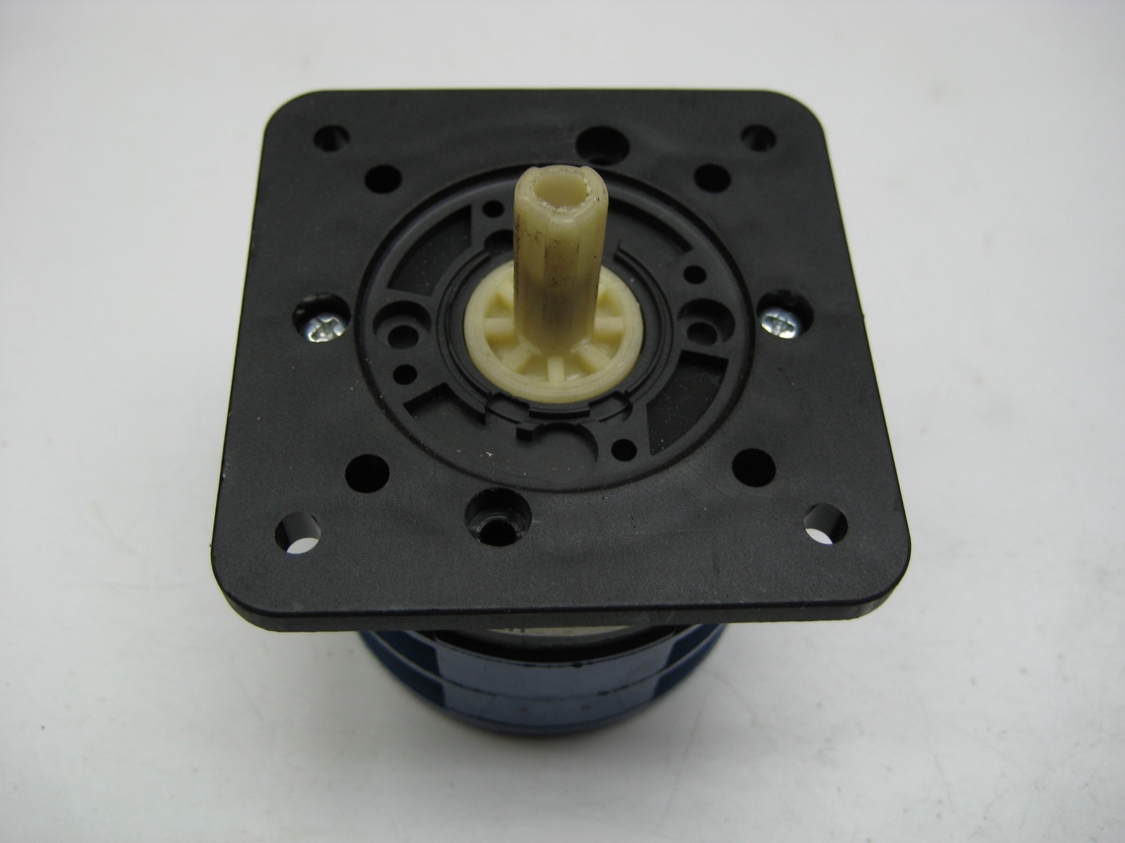 KRAUS & NAIMER C26 AT08G620 MOTOR UNMP