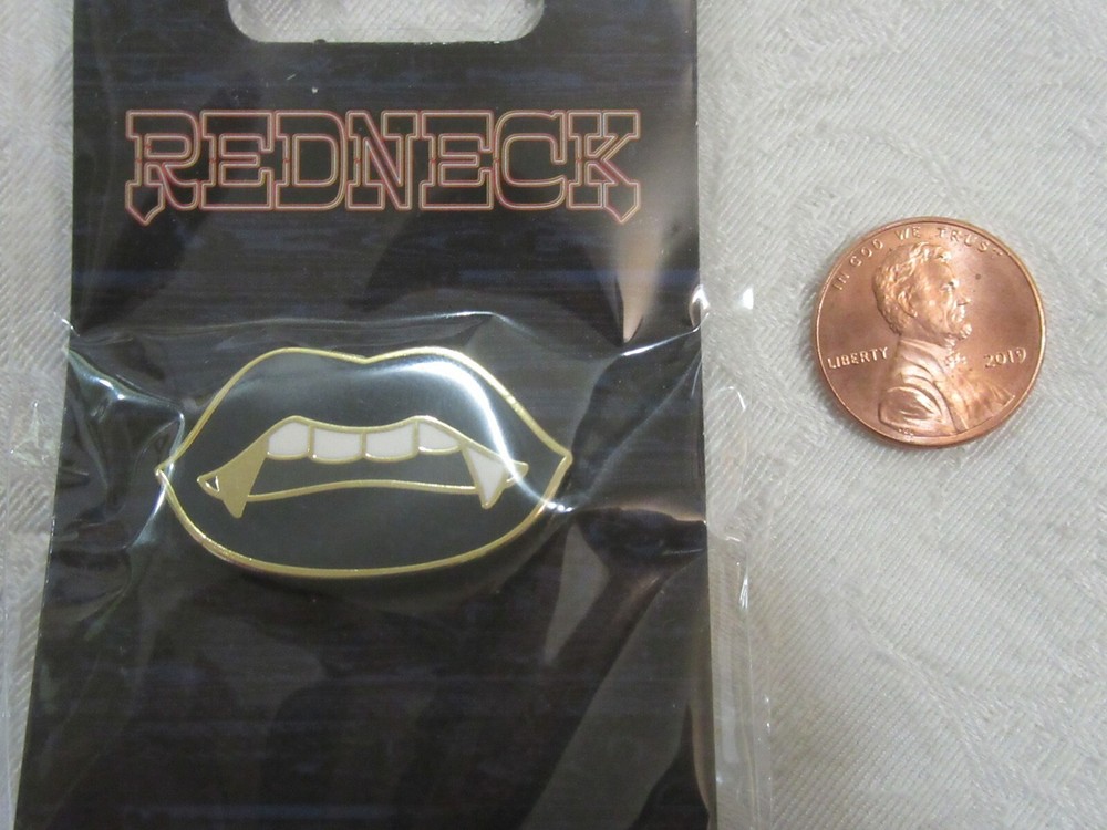 Yesterdays Skybound Image Comics Pin Redneck Vampire Fangs Teeth Lips