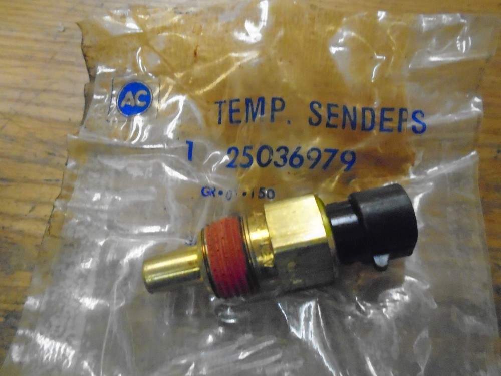 NOS! AC Corvette Radiator Coolant Temperature Sensor 25036979 GM OEM 88-95 NOS