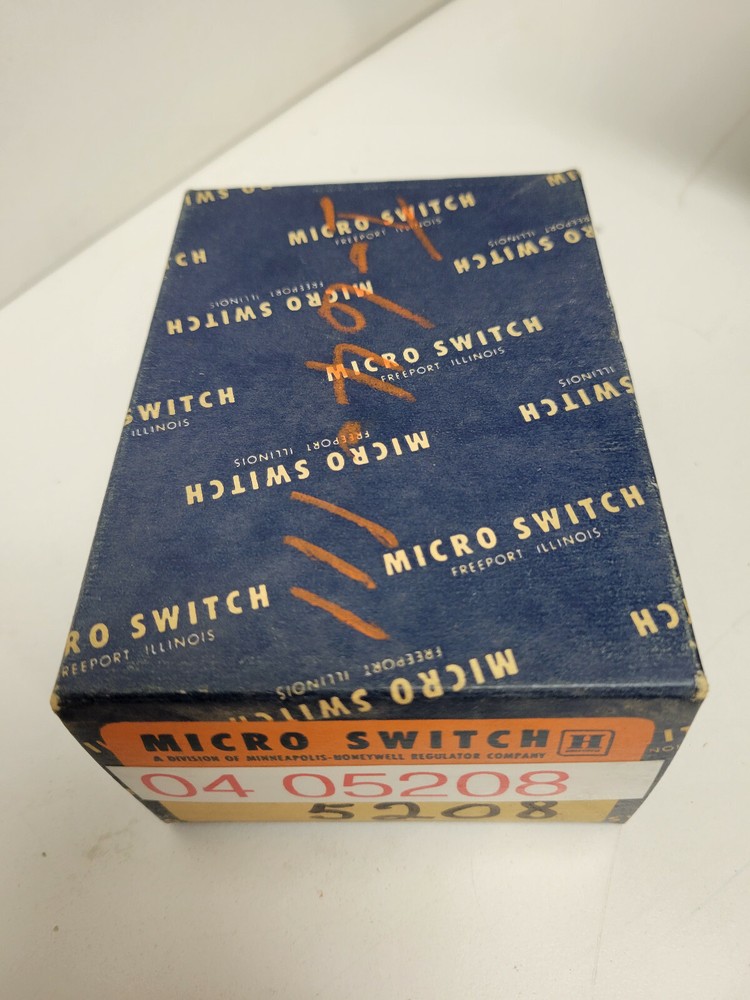 Micro Switch D-729 - YZE-2RQ2 - ONE UNIT