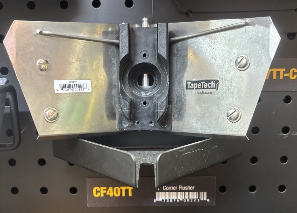 TapeTech CF40TT  - 4 Inch Corner Flusher
