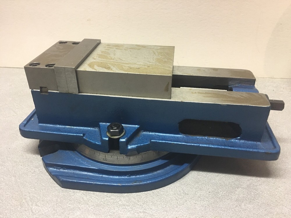 MILLING MACHINE VISE SWIVELING BASE