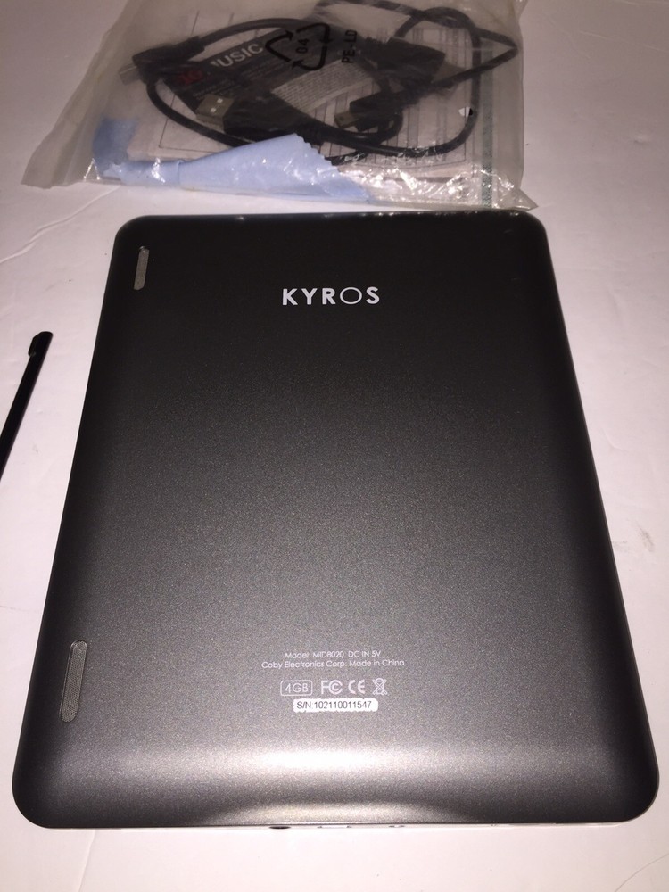 Coby Kyros 8" 4 GB Touchscreen Internet Tablet PLEASE READ ISSUE