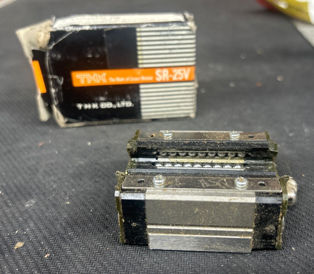 THK SR25V1SSC1 (GK) Block