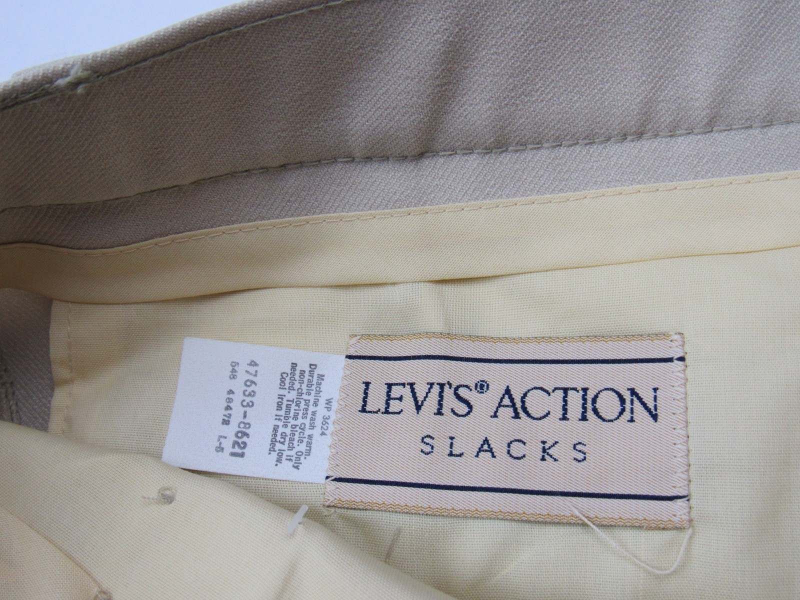 Vtg NOS Levi’s Menswear Action Slacks Sta Prest 33x32 Beige Pants 70s 80s NWT