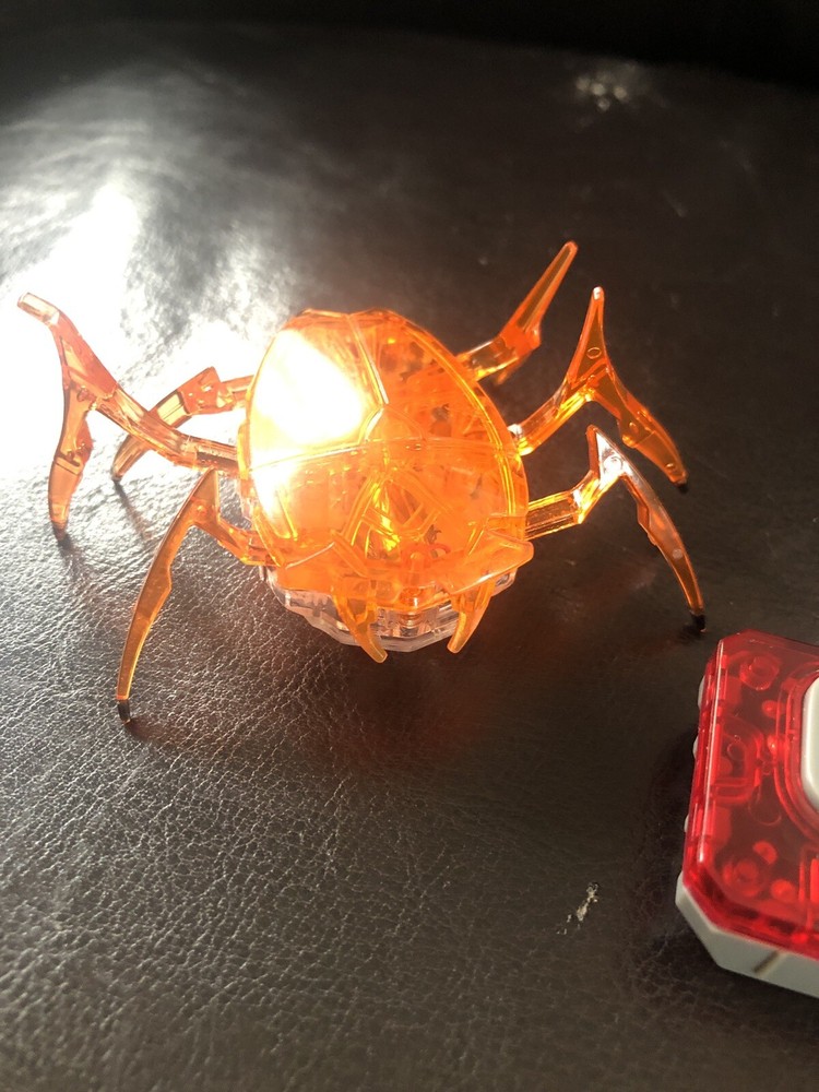Hexbug Robotic Beatle Figure And Control